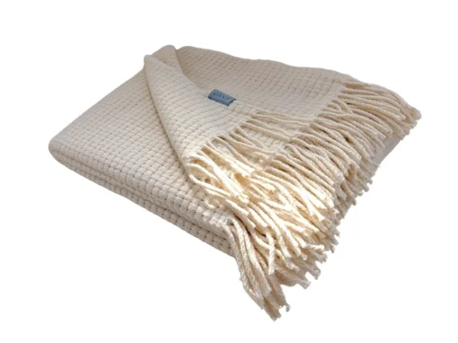 CATLIN NEW ZEALAND WOOL THROW – CREAM