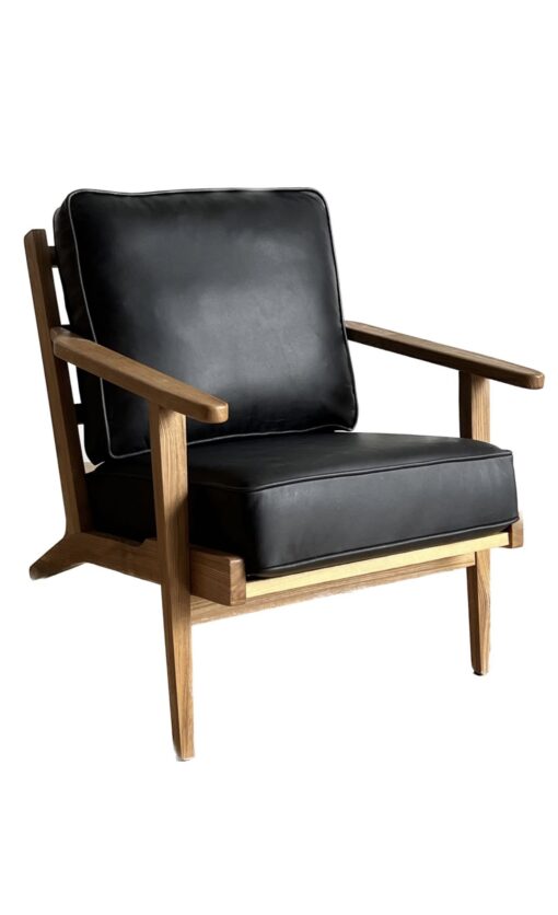 Lodge armchair