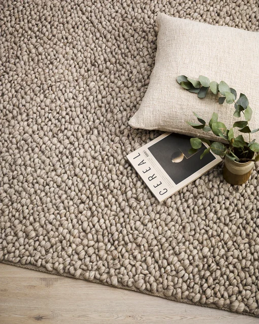 MACKENZIE FLOOR RUG - Image 6